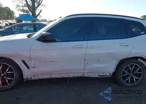 2022 BMW X3 M40I z USA, uszkodzony, nr VIN 5UX83DP04N9K35610